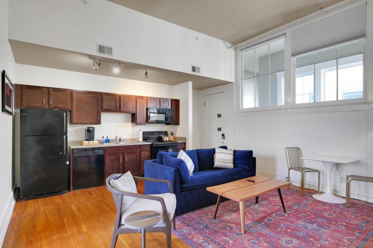 Apartment With King Bed In Downtown Louisville Bagian luar foto